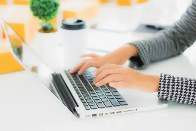portrait-beautiful-young-asian-business-woman-work-from-home-with-laptop